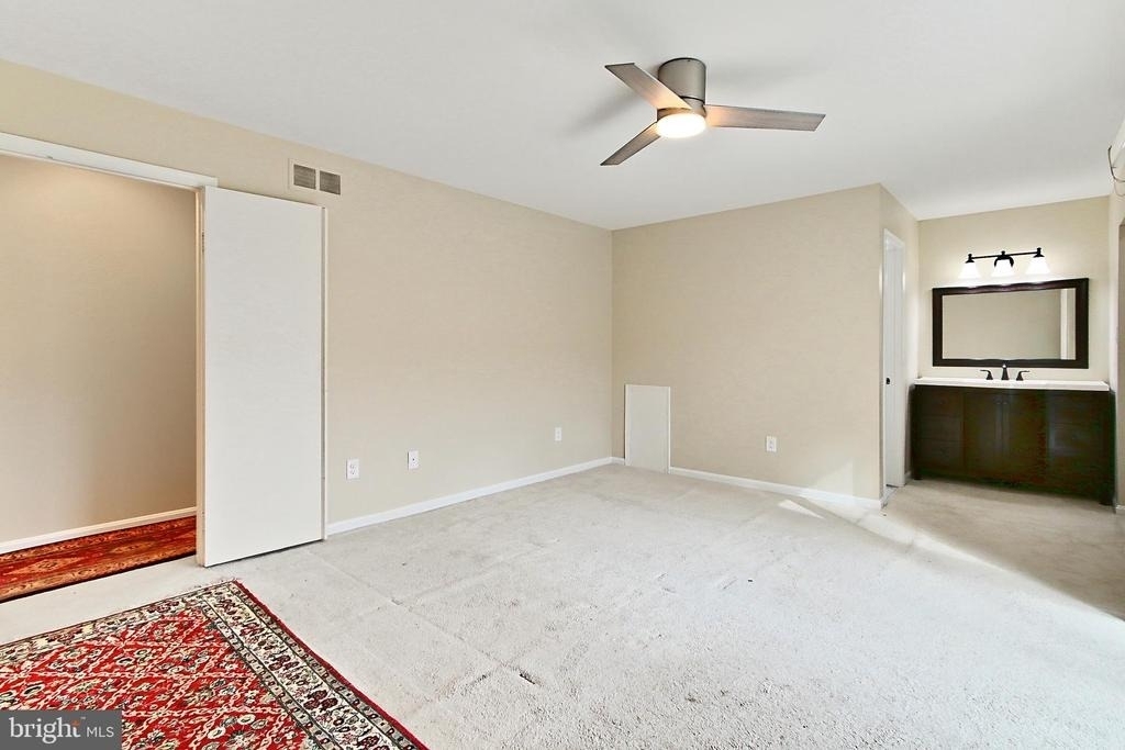 2804 Oakton Manor Court - Photo 22