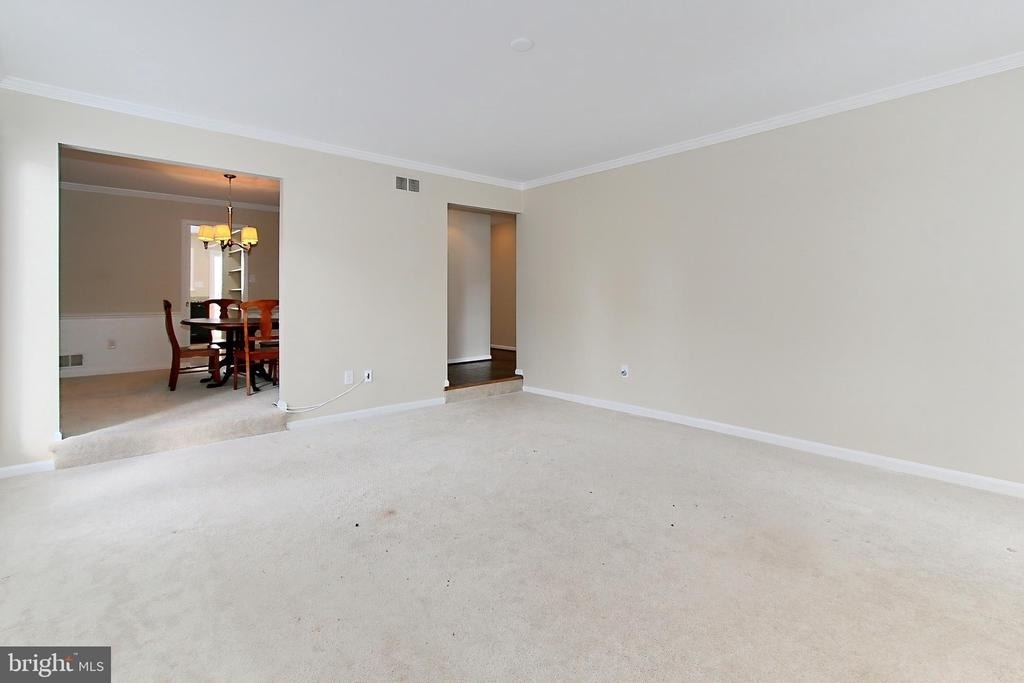 2804 Oakton Manor Court - Photo 8