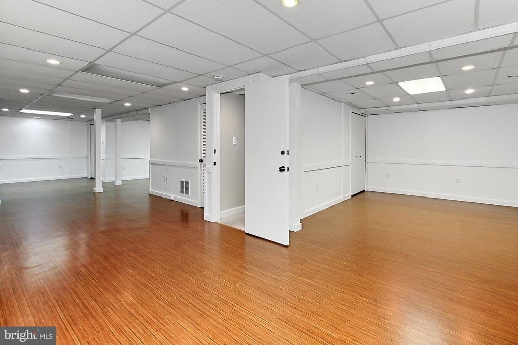 2804 Oakton Manor Court - Photo 33