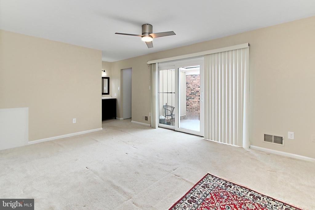 2804 Oakton Manor Court - Photo 21