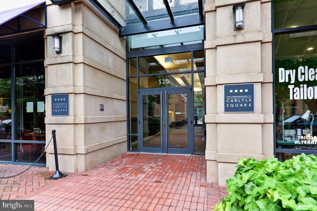 520 John Carlyle Street - Photo 28