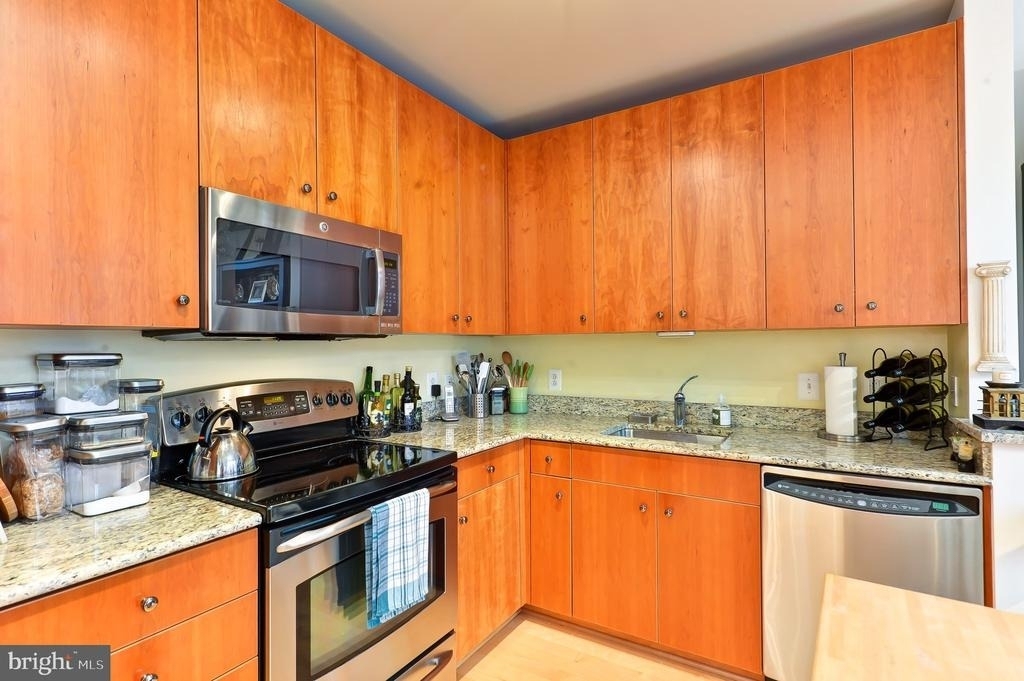 520 John Carlyle Street - Photo 8