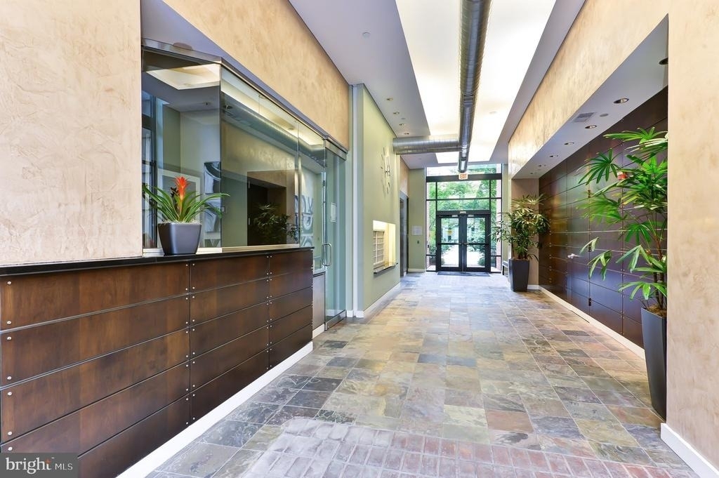 520 John Carlyle Street - Photo 30