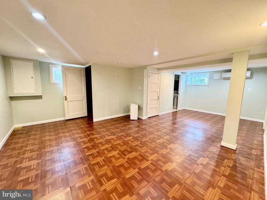 204 S Irving Street - Photo 15