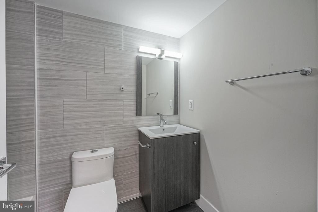 1070 N Front Street - Photo 6
