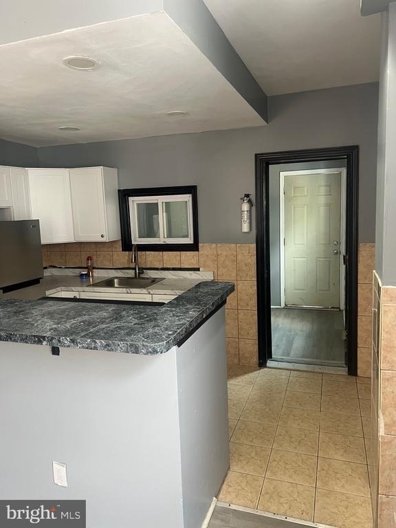 2106 S Shields Street - Photo 3