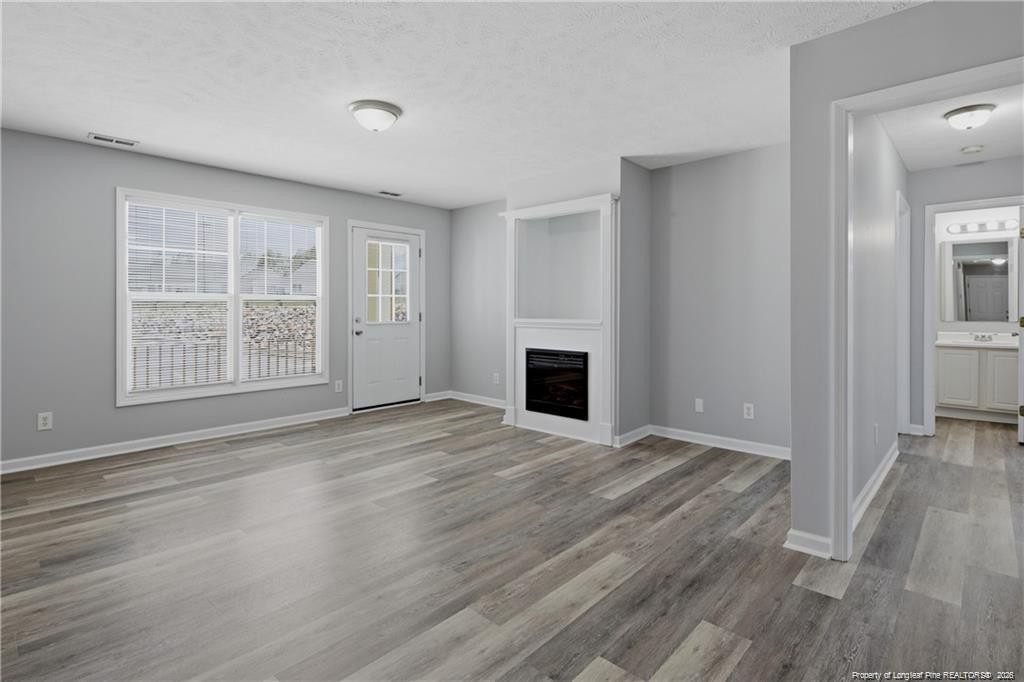 401 Meadowland Court - Photo 6