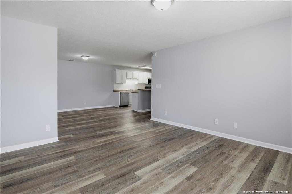 401 Meadowland Court - Photo 9