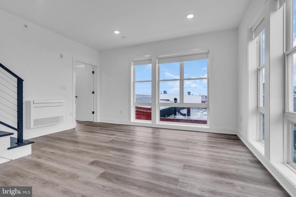 330 Cecil B Moore Avenue - Photo 7