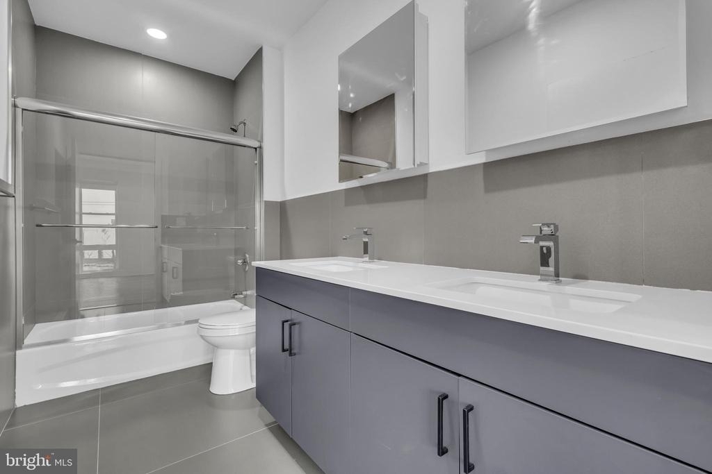 330 Cecil B Moore Avenue - Photo 21