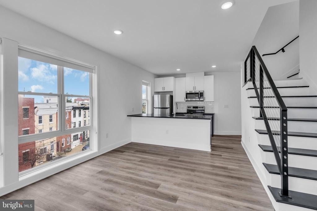 330 Cecil B Moore Avenue - Photo 10