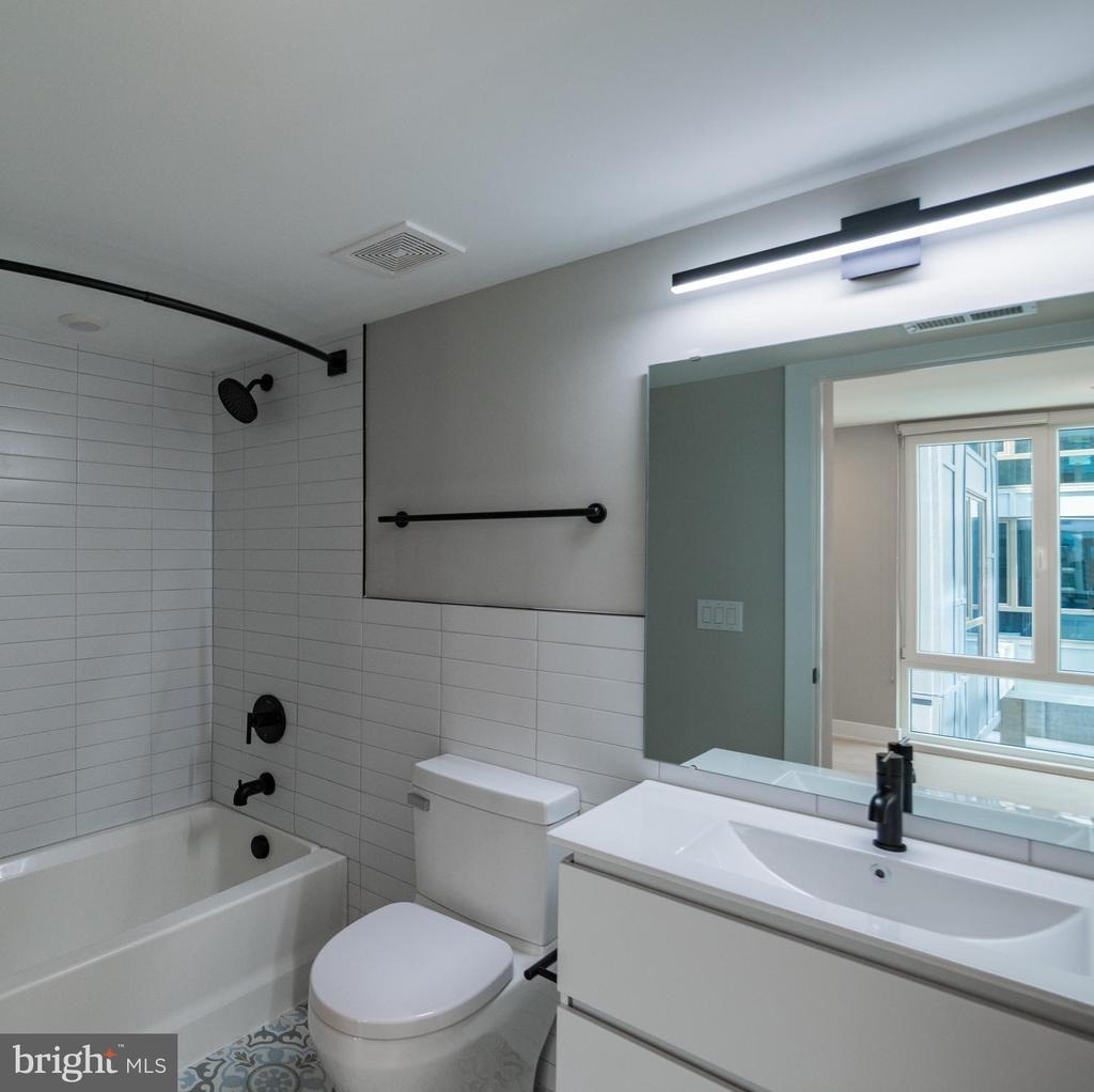 6604 Ridge Avenue - Photo 10