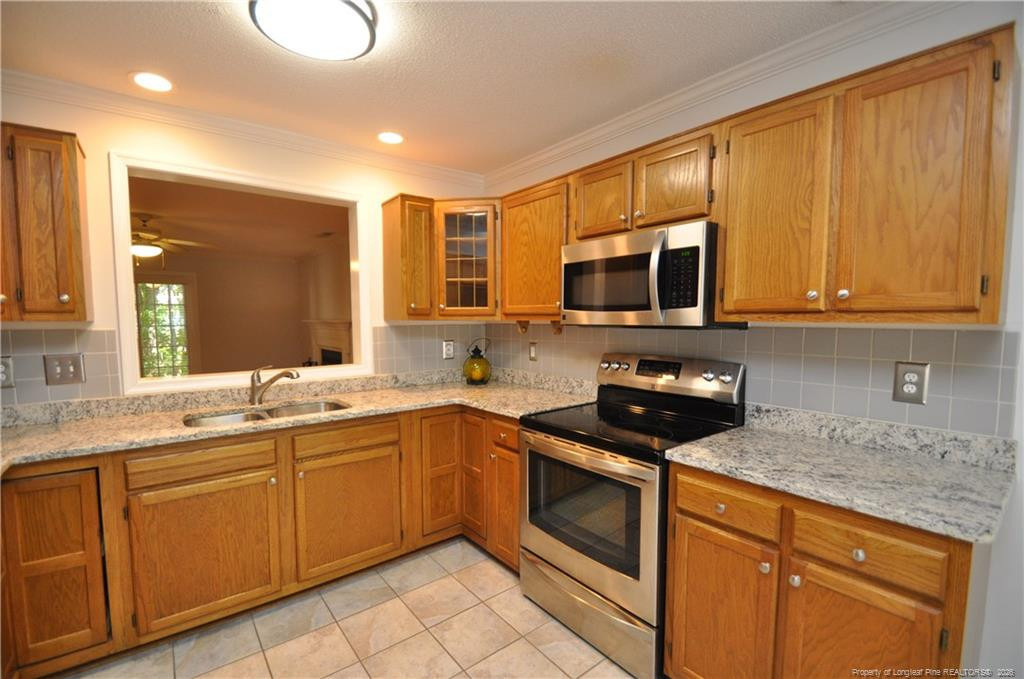 240 Beechtree Drive - Photo 5