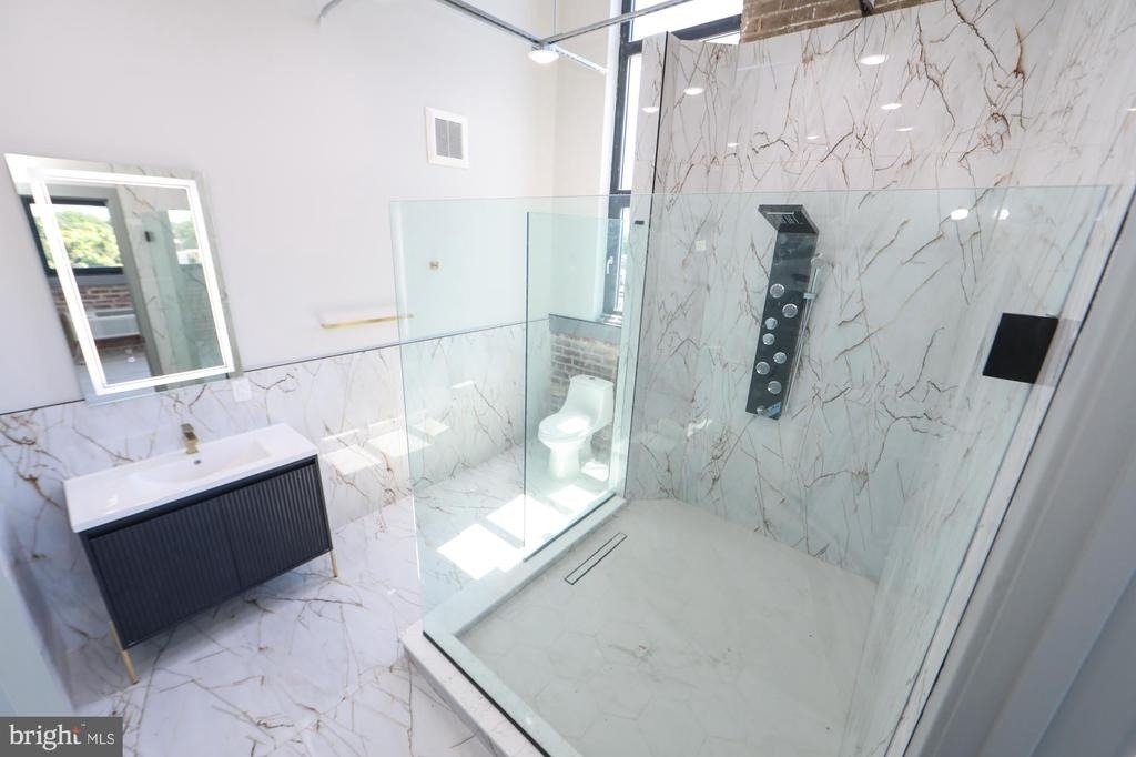 1810 E Venango Street - Photo 14