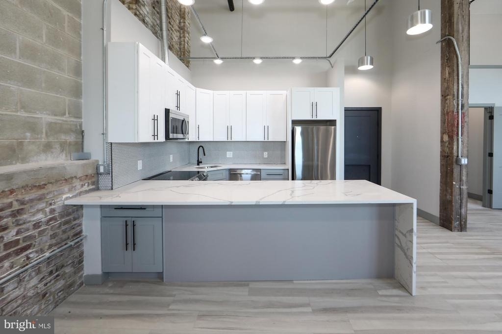 1810 E Venango Street - Photo 4