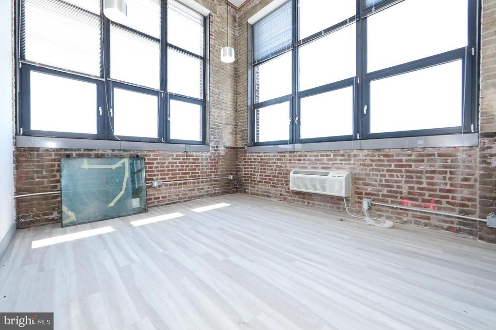 1810 E Venango Street - Photo 11