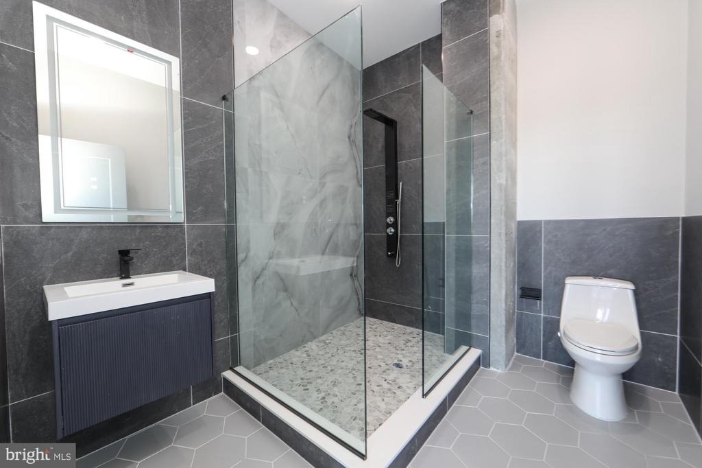 1810 E Venango Street - Photo 14