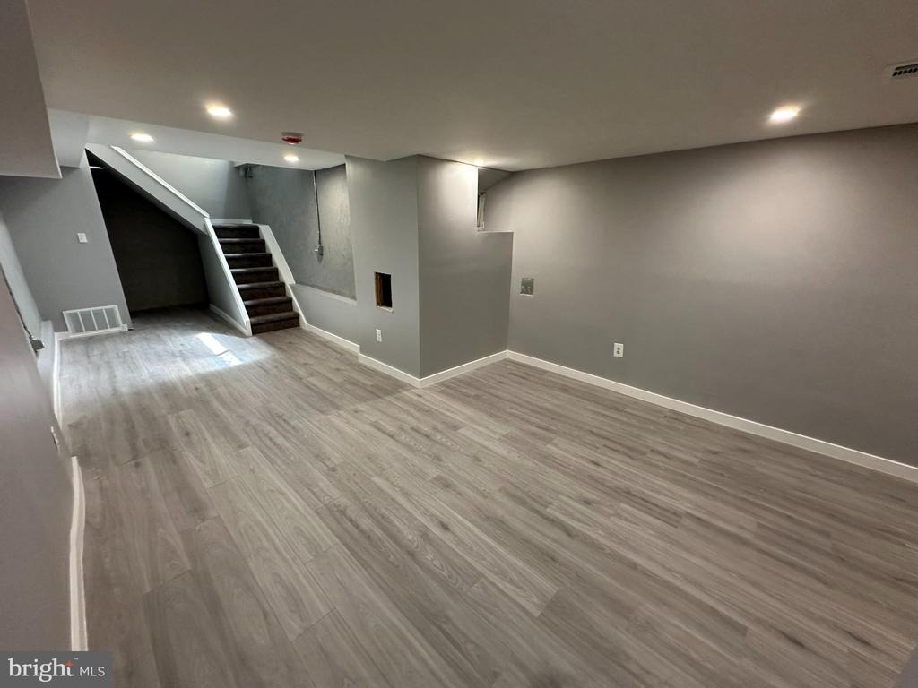 2110-12 South Street - Photo 2