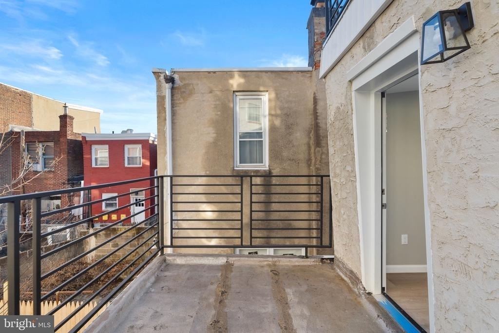 1203 Moore Street - Photo 28