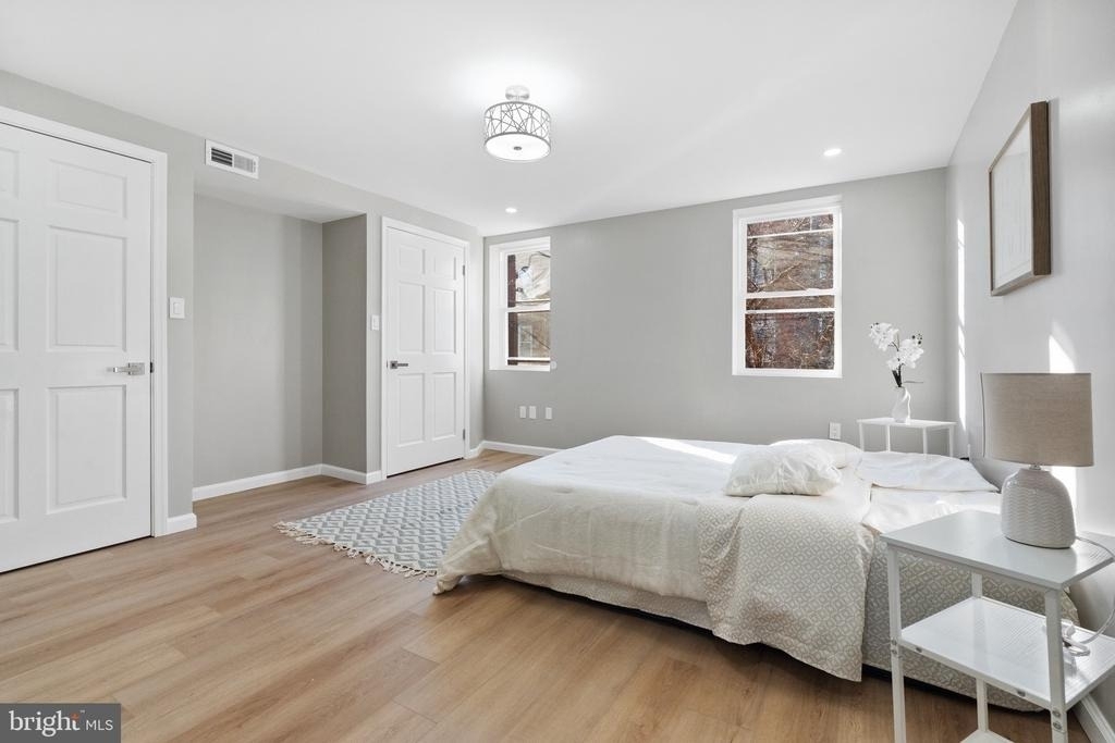 1203 Moore Street - Photo 14