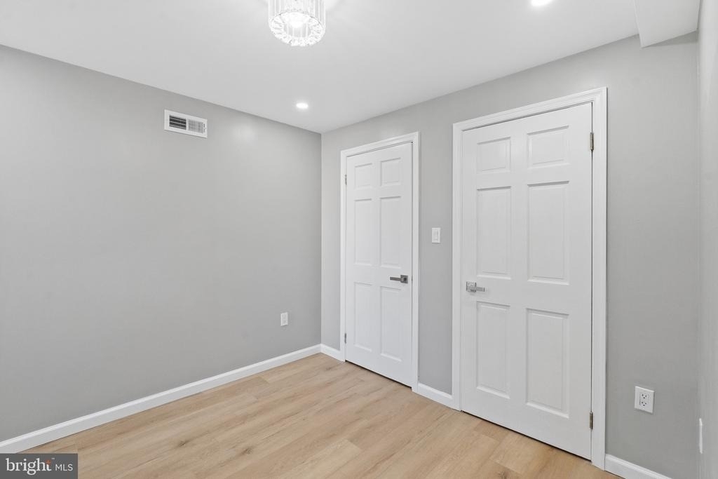 1203 Moore Street - Photo 25