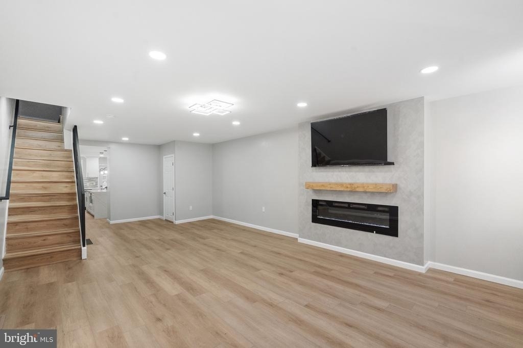 1203 Moore Street - Photo 10