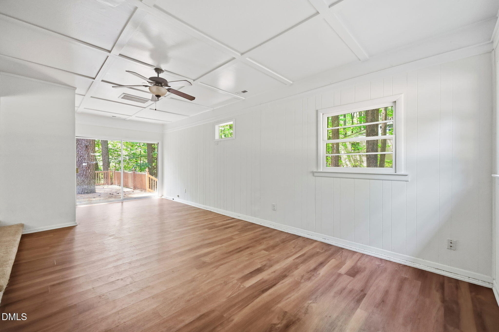 139 Windsor Circle - Photo 9