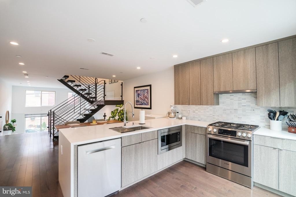 1343 S Garnet Street - Photo 12