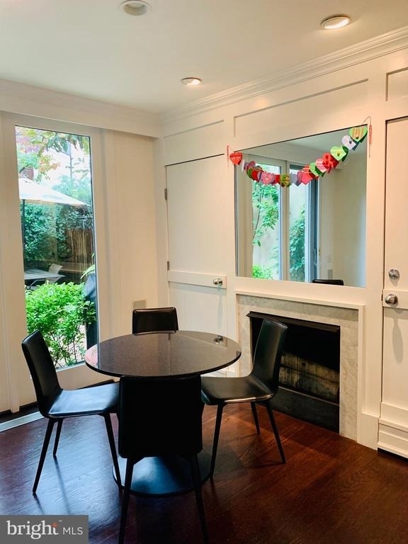 323 Pine Street - Photo 9