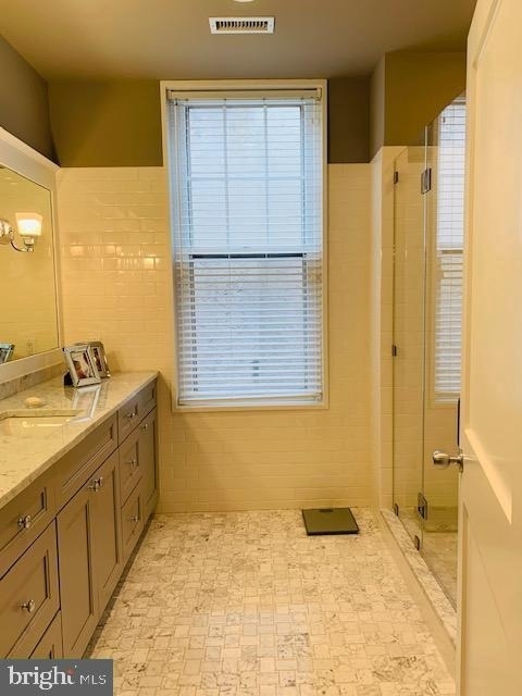323 Pine Street - Photo 19