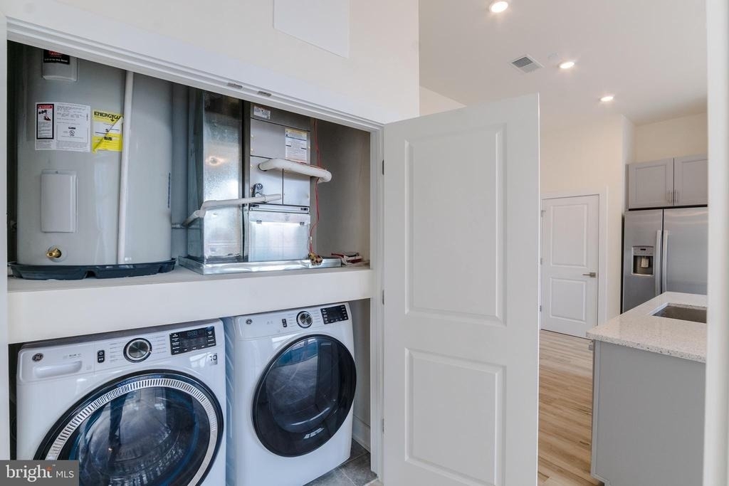 1129 Germantown Avenue - Photo 15