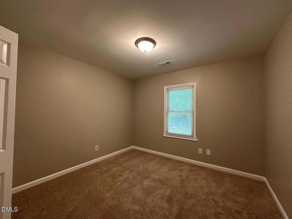 1113 Upchurch Street - Photo 7