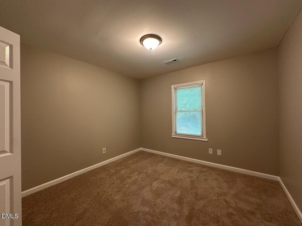 1113 Upchurch Street - Photo 6