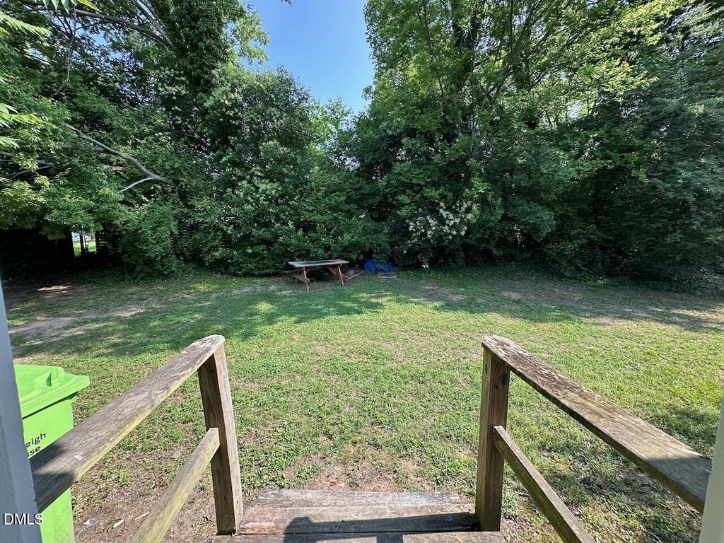 1113 Upchurch Street - Photo 12
