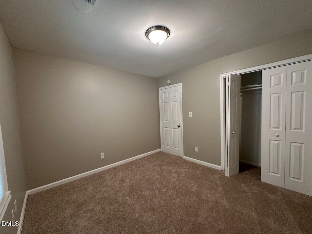1113 Upchurch Street - Photo 8