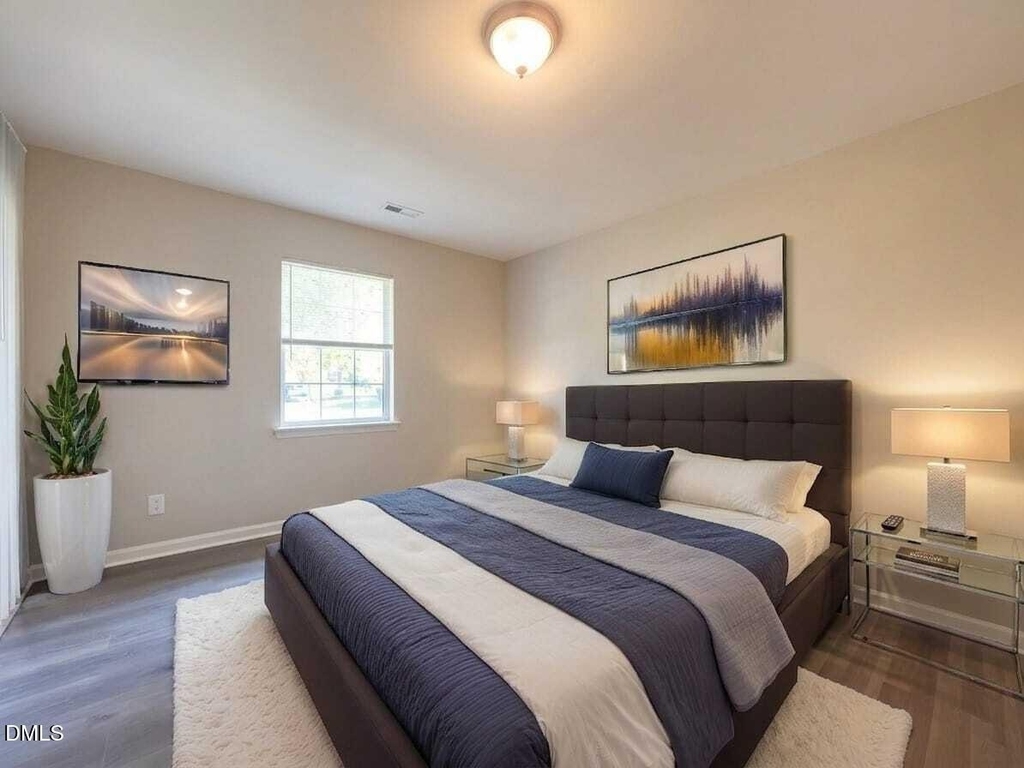601 Larchwood Drive - Photo 11