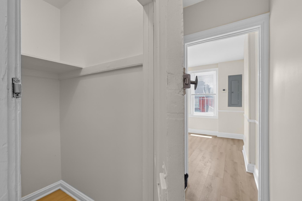 6347 Mccallum Street - Photo 5