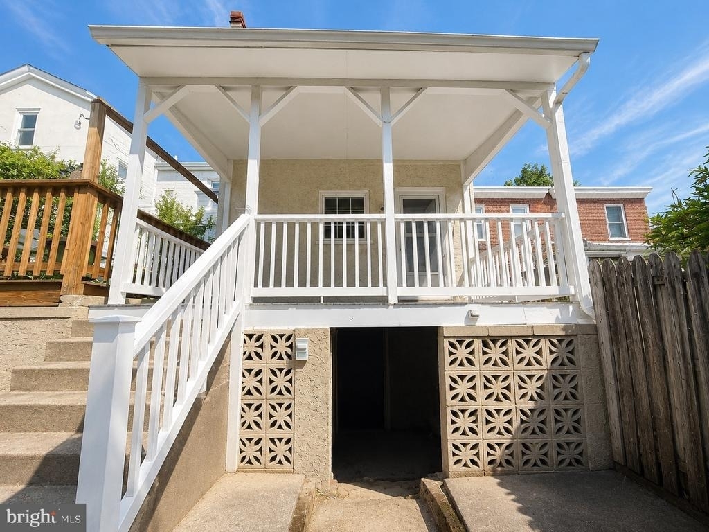 605 Naomi Street - Photo 7