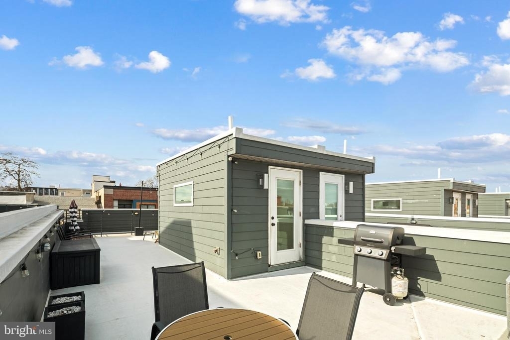 1215 N 5th Street - Photo 1