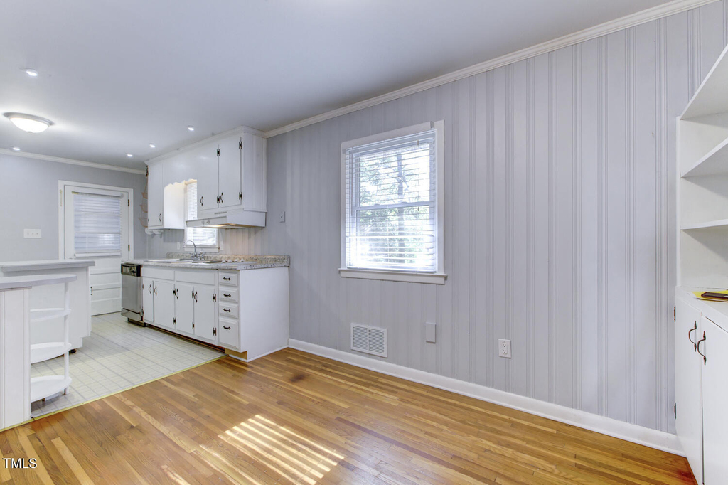 1213 Park Avenue - Photo 8