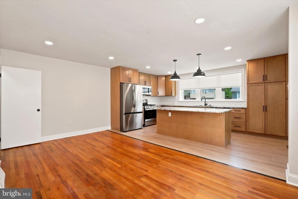 668 Renz Street - Photo 5