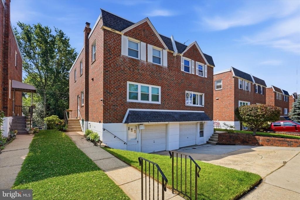 668 Renz Street - Photo 1