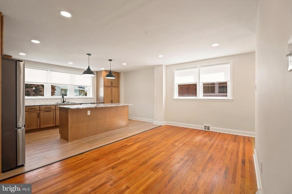 668 Renz Street - Photo 4