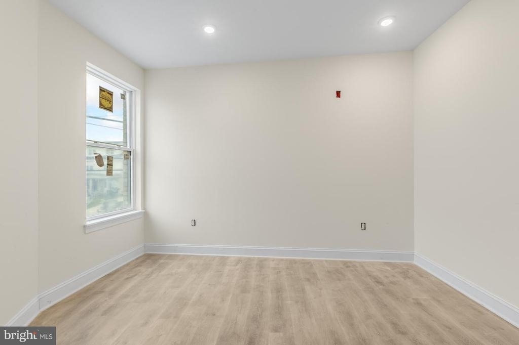 6601 Ridge Avenue - Photo 11