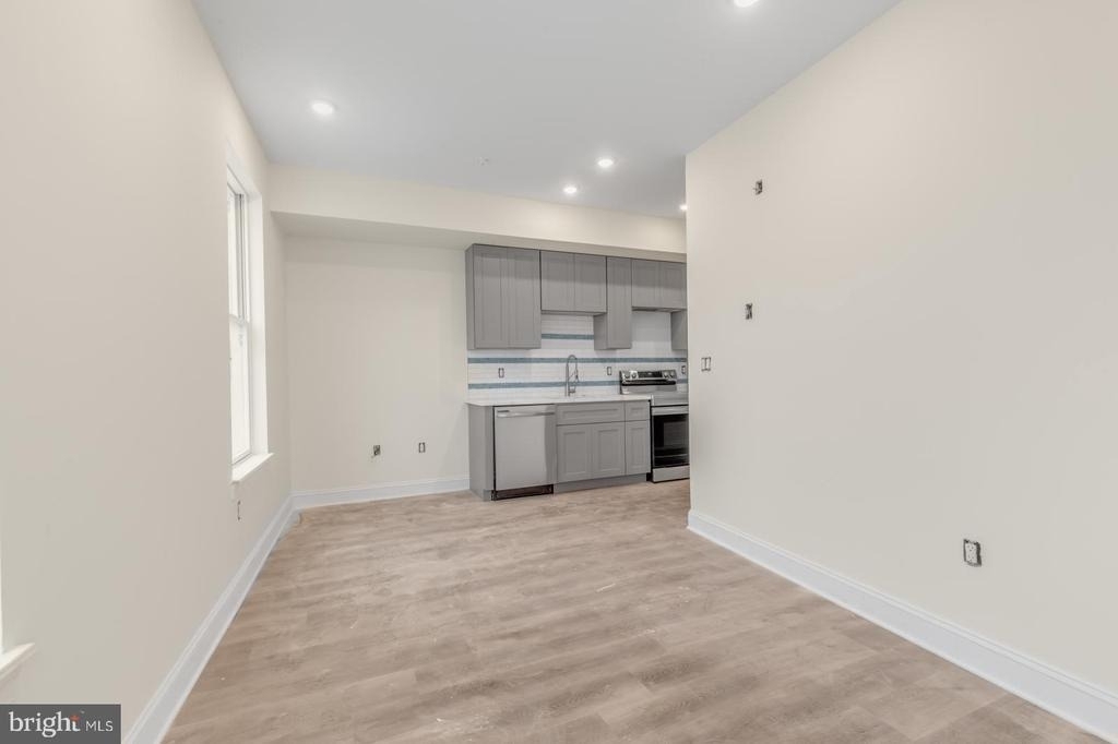 6601 Ridge Avenue - Photo 2