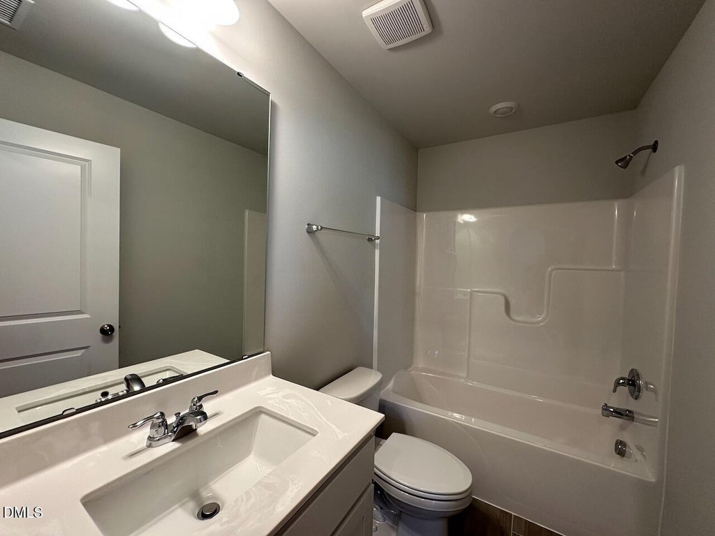328 Carolina Spgs Boulevard - Photo 5