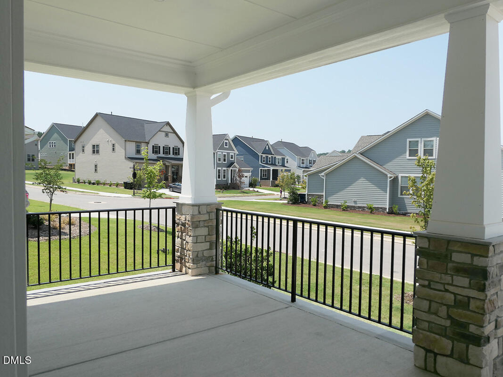 80 Two Creeks Loop - Photo 3