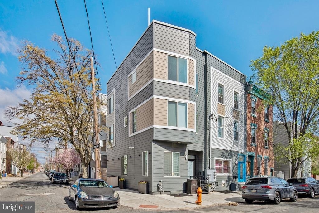 2224 Amber Street - Photo 0