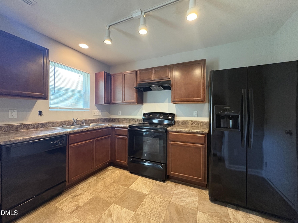 1444 Tamarino Drive - Photo 4