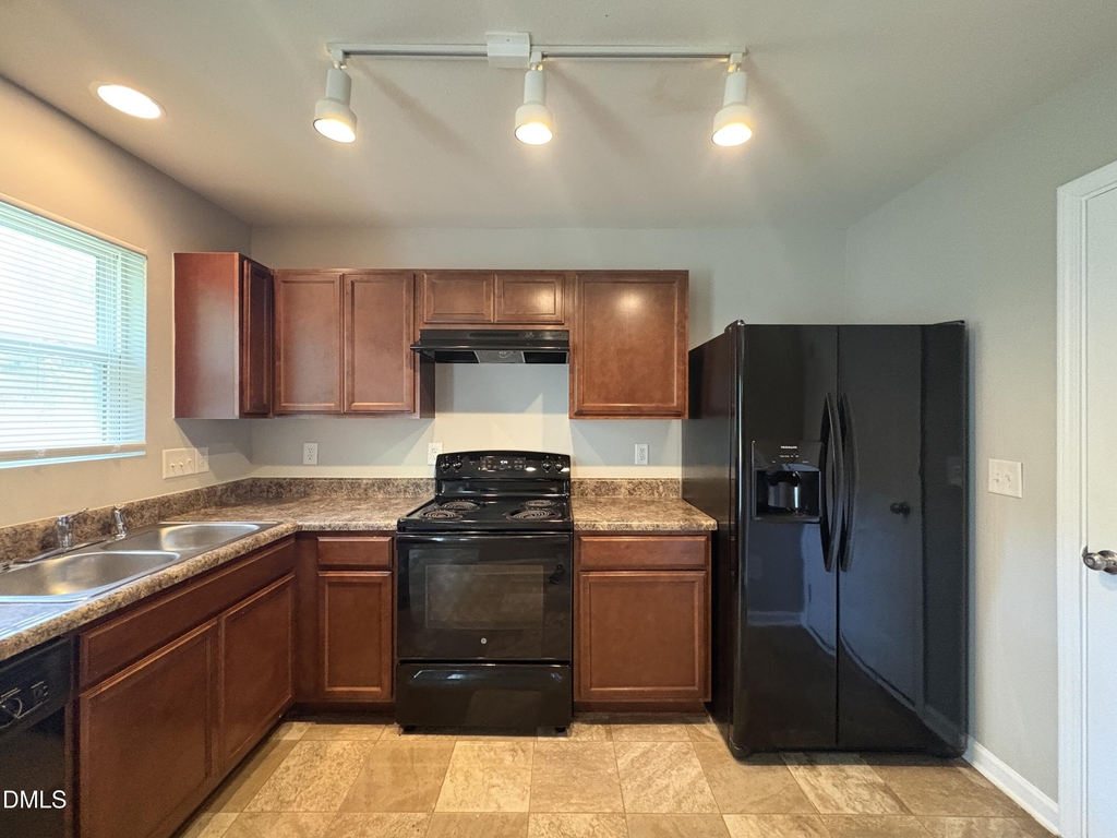 1444 Tamarino Drive - Photo 5